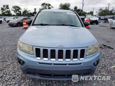 Piąte zdjęcie samochodu w środku: 2013 JEEP COMPASS LATITUDE VIN:1C4NJCEB0DD102377 - miniatura