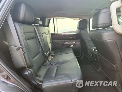 Zdjęcie 11 z 13 samochodu: 2024 TOYOTA SEQUOIA SR5 VIN:7SVAAABA4RX027645 - miniatura