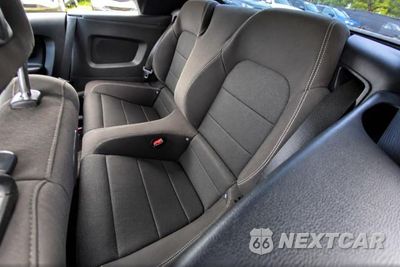 Zdjęcie 6 z 12 samochodu: 2016 FORD MUSTANG VIN:1FATP8EM2G5223517 - miniatura