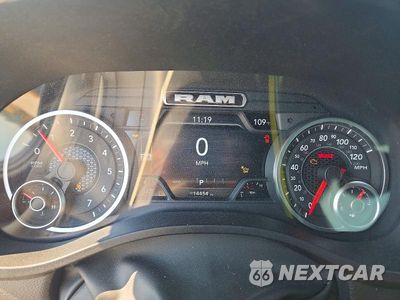 Zdjęcie 9 z 12 samochodu: 2026 RAM 1500 LARAMIE VIN:1C6RREJP7TN165886 - miniatura