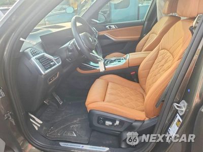 Zdjęcie 7 z 13 samochodu: 2024 BMW X7 XDRIVE40I VIN:5UX23EM07R9V96478 - miniatura