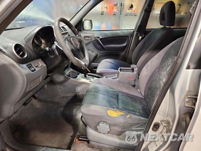 Zdjęcie 7 z 13 samochodu: 2002 TOYOTA RAV4 BASE VIN:JTEHH20V326068615 - miniatura