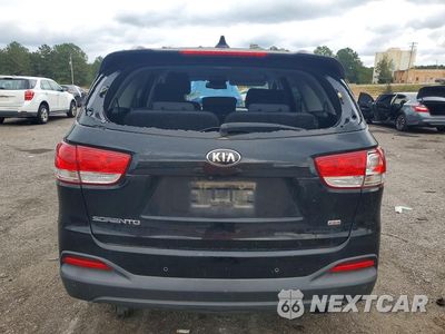 Zdjęcie 6 z 12 samochodu: 2016 KIA SORENTO LX VIN:5XYPG4A37GG065880 - miniatura