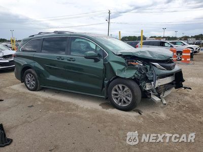 Czwarte zdjęcie samochodu z boku: 2026 TOYOTA SIENNA LE VIN:5TDKSKFC7TS227204 - miniatura