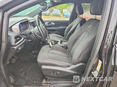 Zdjęcie 7 z 14 samochodu: 2018 CHRYSLER PACIFICA TOURING PLUS VIN:2C4RC1FG1JR204502 - miniatura