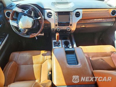 Zdjęcie 8 z 12 samochodu: 2019 TOYOTA TUNDRA 1794 EDITION VIN:5TFAY5F18KX800596 - miniatura
