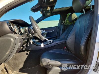 Zdjęcie 7 z 13 samochodu: 2018 MERCEDES-BENZ E 300 4MATIC VIN:WDDZF4KB8JA298861 - miniatura