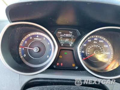 Zdjęcie 9 z 12 samochodu: 2013 HYUNDAI ELANTRA GLS VIN:KMHDH4AE5DU497889 - miniatura