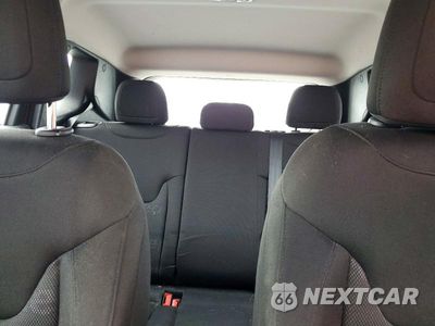 Zdjęcie 10 z 13 samochodu: 2016 JEEP RENEGADE SPORT VIN:ZACCJAAW6GPC58028 - miniatura