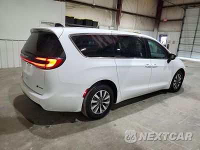Trzecie zdjęcie samochodu z tyłu: 2024 CHRYSLER PACIFICA HYBRID SELECT VIN:2C4RC1S72RR198694 - miniatura