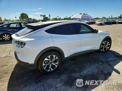 Trzecie zdjęcie samochodu z tyłu: 2025 FORD MUSTANG MACH-E SELECT VIN:3FMTK1R47SMA50120 - miniatura