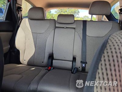 Zdjęcie 10 z 13 samochodu: 2020 HYUNDAI SANTA FE SEL VIN:5NMS3CAD9LH202973 - miniatura