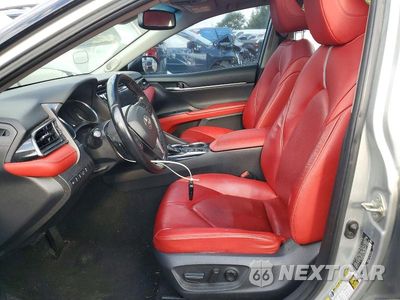 Zdjęcie 7 z 12 samochodu: 2019 TOYOTA CAMRY XSE VIN:4T1B61HK1KU228504 - miniatura