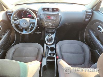 Zdjęcie 8 z 13 samochodu: 2016 KIA SOUL BASE VIN:KNDJN2A28G7377999 - miniatura
