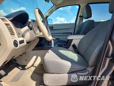Zdjęcie 7 z 14 samochodu: 2011 FORD ESCAPE XLS VIN:1FMCU0C72BKA36723 - miniatura