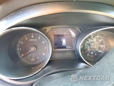 Zdjęcie 9 z 13 samochodu: 2020 KIA SEDONA LX VIN:KNDMB5C18L6594027 - miniatura
