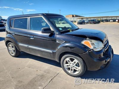 Czwarte zdjęcie samochodu z boku: 2010 KIA SOUL + VIN:KNDJT2A20A7179933 - miniatura