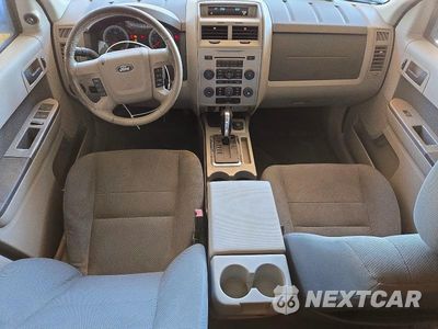 Zdjęcie 8 z 13 samochodu: 2009 FORD ESCAPE HYBRID VIN:1FMCU49339KA70045 - miniatura