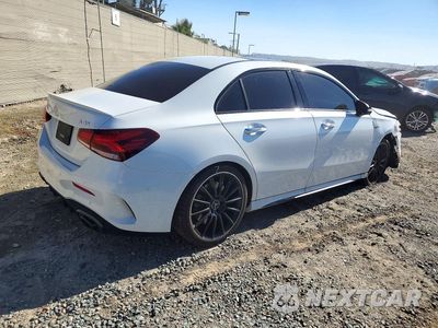 Trzecie zdjęcie samochodu z tyłu: 2021 MERCEDES-BENZ A 35 AMG VIN:W1K3G5BB4MJ290057 - miniatura