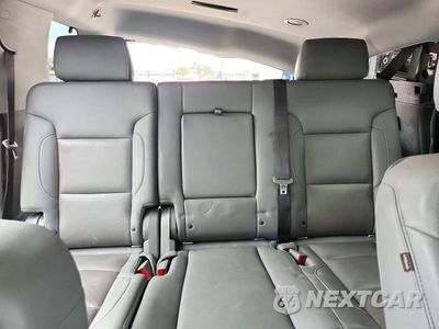 Zdjęcie 10 z 14 samochodu: 2018 CHEVROLET TAHOE C1500 LT VIN:1GNSCBKC8JR363332 - miniatura