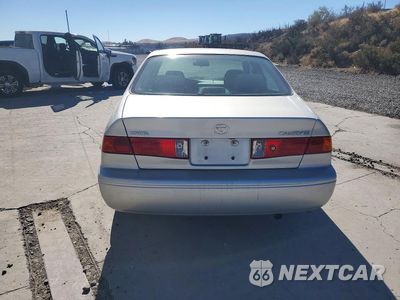 Zdjęcie 6 z 12 samochodu: 2001 TOYOTA CAMRY CE VIN:4T1BG22K51U870847 - miniatura