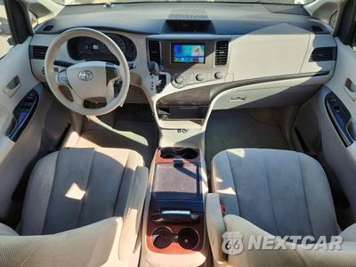 Zdjęcie 8 z 13 samochodu: 2012 TOYOTA SIENNA BASE 7-PASSENGER VIN:5TDZK3DC4CS278974 - miniatura
