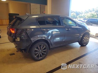 Trzecie zdjęcie samochodu z tyłu: 2019 KIA SPORTAGE EX VIN:KNDPNCACXK7607821 - miniatura