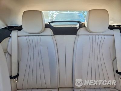 Zdjęcie 10 z 12 samochodu: 2019 MERCEDES-BENZ E 450 4MATIC VIN:WDD1K6JB8KF076606 - miniatura