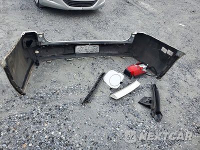 Zdjęcie 13 z 14 samochodu: 2016 CHEVROLET SUBURBAN K1500 LS VIN:1GNSKGEC6GR111275 - miniatura
