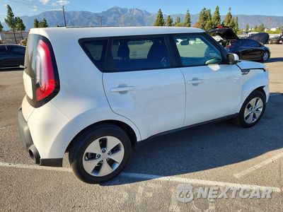 Trzecie zdjęcie samochodu z tyłu: 2016 KIA SOUL BASE VIN:KNDJN2A24G7357121 - miniatura