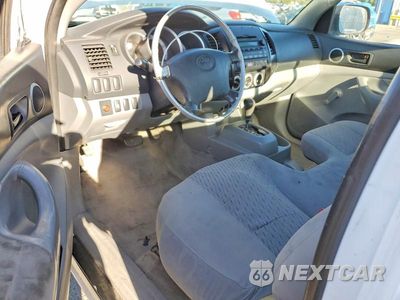 Zdjęcie 8 z 14 samochodu: 2011 TOYOTA TACOMA BASE VIN:5TFNX4CN1BX007436 - miniatura