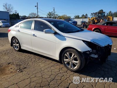 Czwarte zdjęcie samochodu z boku: 2012 HYUNDAI SONATA LIMITED VIN:5NPEC4AC4CH429646 - miniatura