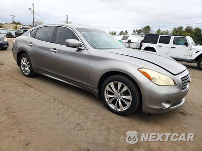Czwarte zdjęcie samochodu z boku: 2012 INFINITI M37 X VIN:JN1BY1ARXCM395647 - miniatura