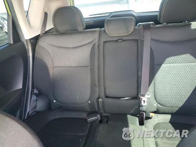 Zdjęcie 10 z 13 samochodu: 2015 KIA SOUL + VIN:KNDJP3A58F7794113 - miniatura