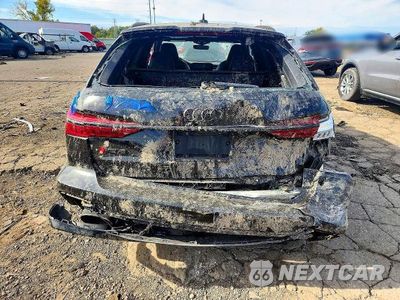 Zdjęcie 6 z 12 samochodu: 2021 AUDI RS6 VIN:WUA1CBF24MN905868 - miniatura
