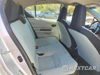 Zdjęcie 10 z 12 samochodu: 2012 TOYOTA PRIUS C ONE VIN:JTDKDTB38C1508107 - miniatura