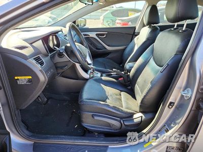 Zdjęcie 7 z 12 samochodu: 2012 HYUNDAI ELANTRA VIN:KMHDH4AE4CU246862 - miniatura