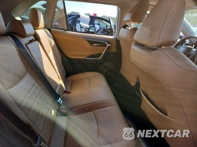 Zdjęcie 10 z 13 samochodu: 2020 TOYOTA RAV4 XLE PREMIUM VIN:JTMC1RFV7LD048769 - miniatura