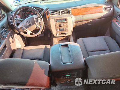 Zdjęcie 8 z 12 samochodu: 2011 GMC YUKON SLE VIN:1GKS1AE06BR378153 - miniatura