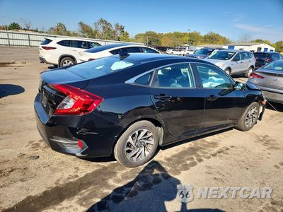 Trzecie zdjęcie samochodu z tyłu: 2018 HONDA CIVIC EX VIN:2HGFC2F71JH586952 - miniatura
