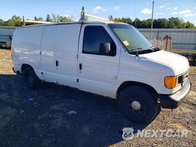 Czwarte zdjęcie samochodu z boku: 2004 FORD E150 DELIVERY VAN VIN:1FTRE14W84HB16857 - miniatura