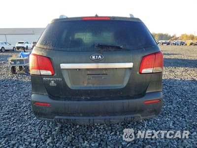 Zdjęcie 6 z 13 samochodu: 2013 KIA SORENTO LX VIN:5XYKT3A63DG313614 - miniatura