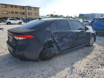 Trzecie zdjęcie samochodu z tyłu: 2020 TOYOTA COROLLA LE VIN:JTDEPRAE8LJ036324 - miniatura