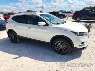 Czwarte zdjęcie samochodu z boku: 2021 NISSAN ROGUE SPORT SL VIN:JN1BJ1CV0MW302963 - miniatura