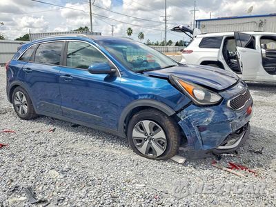 Czwarte zdjęcie samochodu z boku: 2019 KIA NIRO LX VIN:KNDCB3LC1K5283108 - miniatura