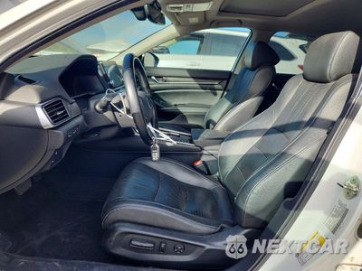 Zdjęcie 7 z 13 samochodu: 2019 HONDA ACCORD TOURING HYBRID VIN:1HGCV3F93KA013619 - miniatura
