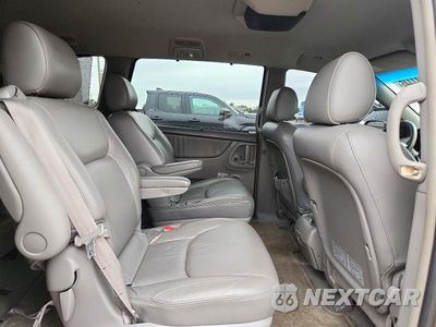 Zdjęcie 11 z 13 samochodu: 2004 TOYOTA SIENNA XLE 7 PASSENGER VIN:5TDBA22CX4S004438 - miniatura