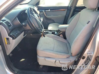 Zdjęcie 7 z 12 samochodu: 2014 KIA SORENTO LX VIN:5XYKT3A62EG528449 - miniatura