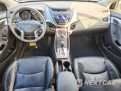 Zdjęcie 8 z 12 samochodu: 2013 HYUNDAI ELANTRA LIMITED VIN:KMHDH4AE8DU757217 - miniatura