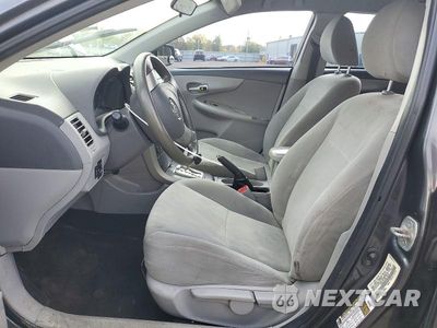 Zdjęcie 7 z 13 samochodu: 2010 TOYOTA COROLLA LE VIN:1NXBU4EE9AZ372127 - miniatura